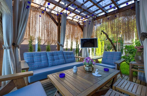 Trabzon House | Poison Garden Suite & SPA