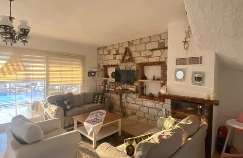 Ildır Koyu House | Vacation home De'Lale Villa with great views and pool in Izmir Reisdere