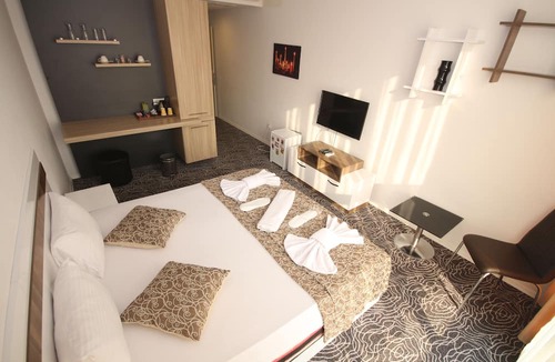 Buyukcekmece Apartment | Rainbow Suite