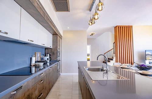 Geris Villa | Villa Nerea - Three Bedroom Villa, Sleeps 6