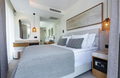 Belek Golf Area Hotel | Club Arona Luxury Villas Belek : Laren Signature