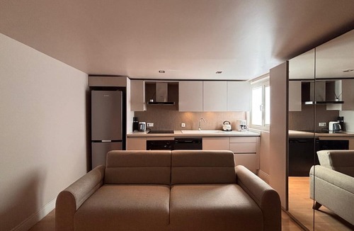 Karakoy Apartment | Modern 2BR Near Galataport & Karaköy