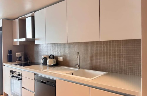 Karakoy Apartment | Stylish 1BR Stay in Historic Tophane