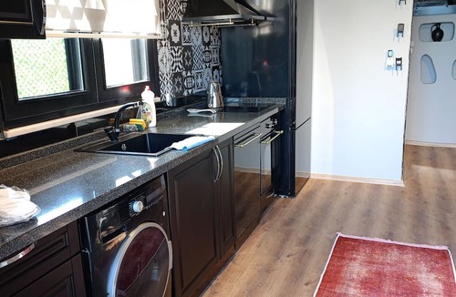 Orhangazi Villa | Villa Atroa Lake House - Cozy Studio Villa on Iznik Lake. Spectacular view.
