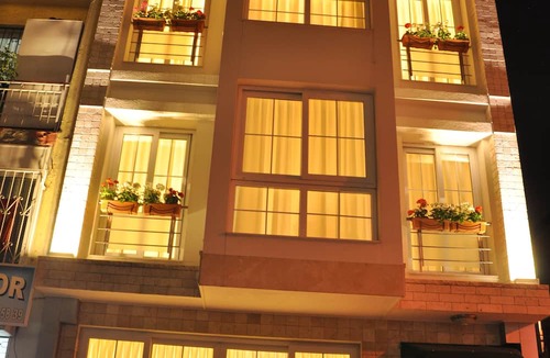 Kahramanlar Mahallesi Apartment | Deka Evleri