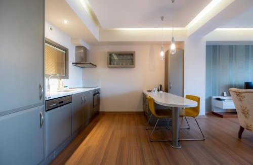 Izmir City Centre Apartment | Heykel Suites Otel