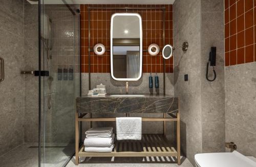 Arnavutkoy Hotel | Hilton Istanbul Airport