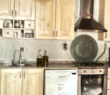 Konak Apartment | Spacious Traditional Iconic Greek House