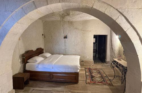 Goreme Bed & Breakfast | Leyla Cave House