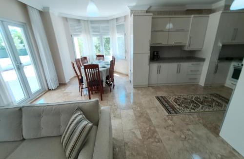 Bogazkent Villa | Villa Akdeniz