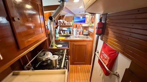 Marmaris City Center Boat Rental | Boat 6 person