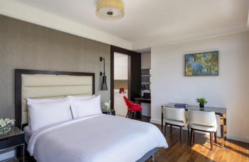 Sakarya Province Hotel | Mövenpick Istanbul Hotel Golden Horn