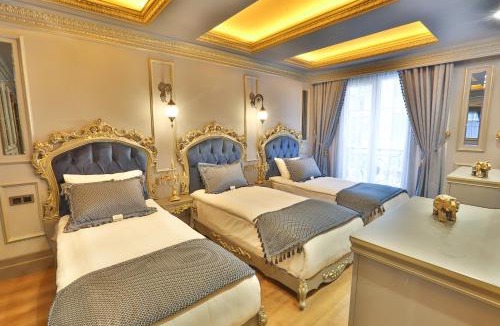 Yomra Hotel | REAL KiNG SUiTE