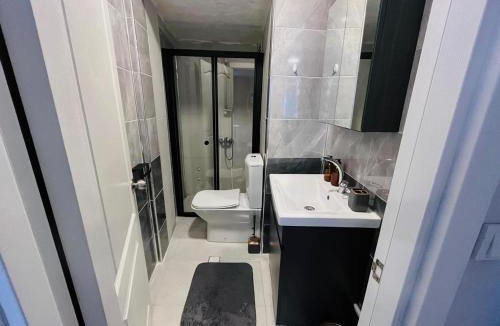 Rasimpasa Hostel | Cozy Apartment Near Moda