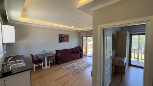 Unye House | May Villas Cet Mountain 2-1 Bungalow 209