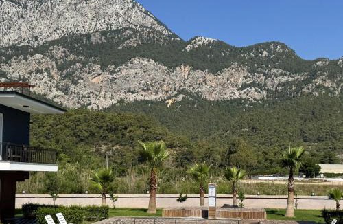 Goynuk House | Palmiye Home Havuzlu Apart Dağ Manzaralı Göynük Kemer