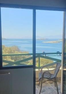 Foca House | Teras Motel 12 Adults Only