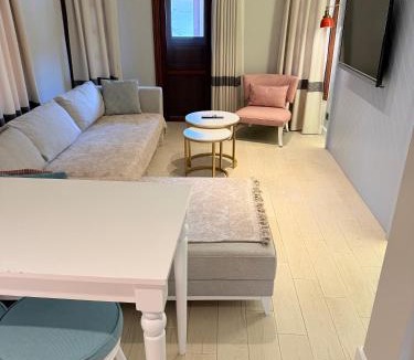 Akyaka City Center Apartment | Jasmine Suites