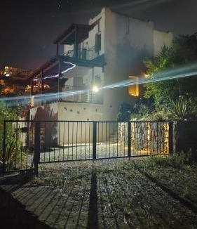 Bogazici House | Bodrum Bosphorus Beachfront Villa for 9 people