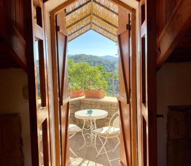 Yesilyurt Koyu House | Twin houses Mount Ida