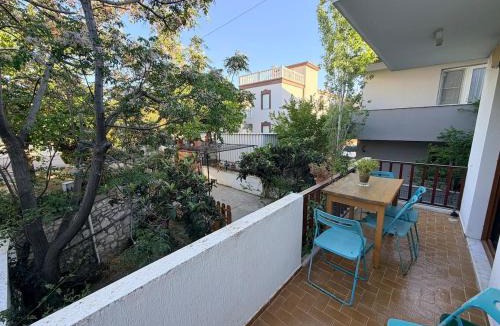 Iskele Mahallesi Villa | Duriye s House Cozy House with Garden in Urla