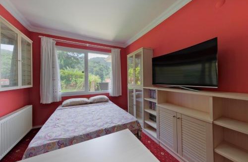 Uzumlu Villa | Private Pool Villa with Garden & Forest View