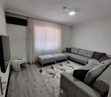 Bornova Apartment | 1Aileye-Firma Çalışanlarına EGE Üniversite & Hastanesi YAKINI