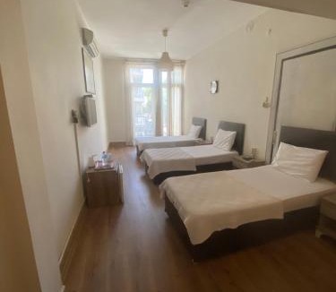 Akhisar Hotel | Toprak otel pansiyon