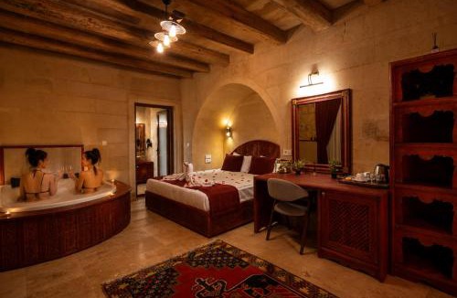 Uchisar Hotel | Üçhisar Palace İn Cappadocia