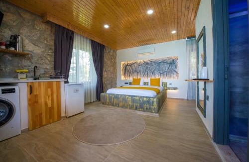 Uzunyurt House | Faralya Yoruk Evi Suite