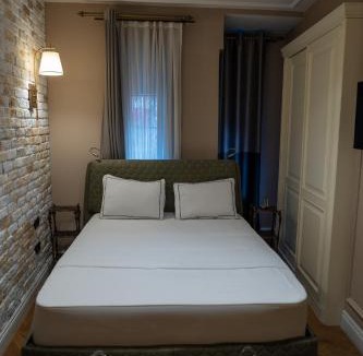 Galata House | D-orients