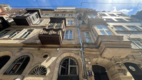 Galata Apartment | Luxury 2BD Duplex Bosphorus Stunning Views! #424