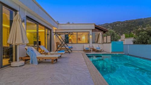 Islamlar Villa | Secluded Sea-View Family Escape-Villa Bella2 Sardunya
