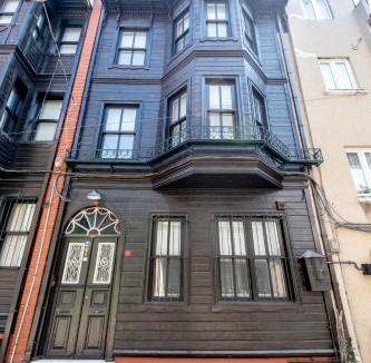 Sultanahmet Villa | Sultanahmet House with Private Terrace & 3 Bathrooms