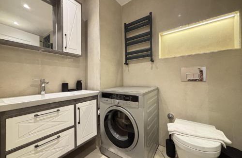 Osmanbey Apartment | Luxury 2BR Residence in Nişantaşı