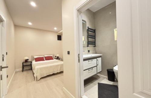 Osmanbey Apartment | Newly Built 2BR Residence in Central Şişli