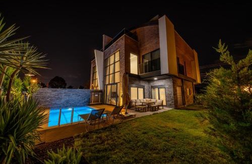 Dosemealti Villa | Luxury Forest Villas with Private Pool