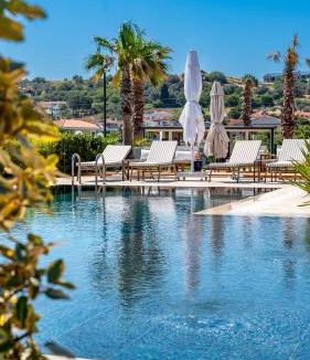 Ayvalik Apartment | Lodhous Cunda Pool Residence