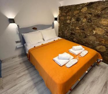 Sigacık House | Dharma Rooms & More