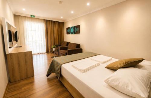 Karaoz House | Fii Suites