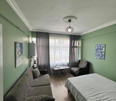 Uskudar Apartment | Meryy Home