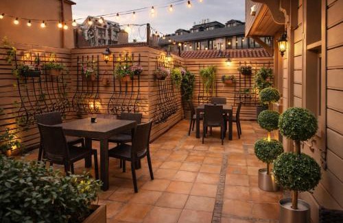 Uskudar Hotel | valide-maide hotel