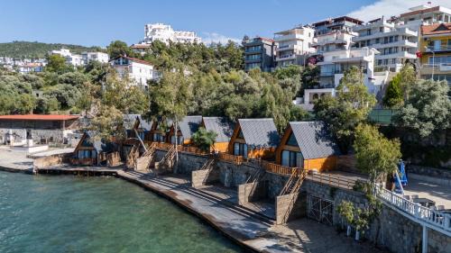 Gulluk Hotel | Roseira Bungalov