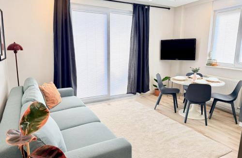 Antalya City Centre Apartment | New Modern House - Old Town - Central Antalya