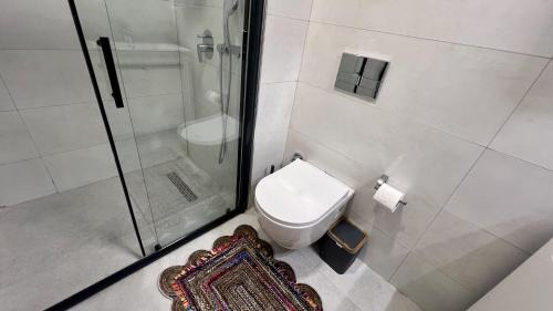 Seki Apartment | Green Ocean Residence - Pool & Sea