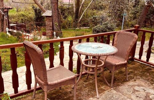 Sirince House | Stonehouse
