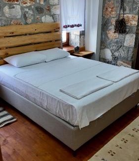 Candır House | An experience of history and modernity Stone House Concept Mansion