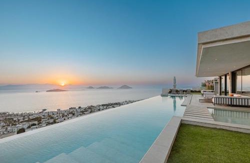 Turgutreis Villa | Villa View Bodrum Infinity Pool Sunset over Greek Islands Private Concierge Breakfast Up to 10 Guests