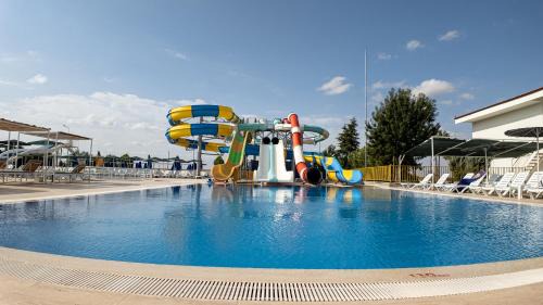 Luleburgaz Hotel | Burgaz Resort Aquapark Hotel