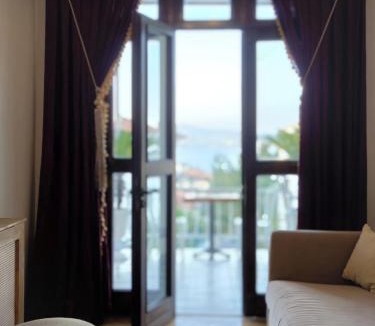 Adalar Hotel | Palm Villa Büyükada